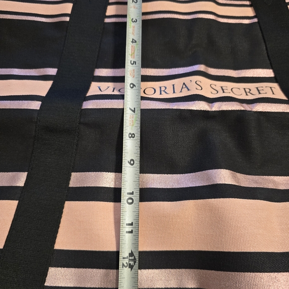 🩷NEW Victoria's Secret Black and Pink Striped Tote Bag - Picture 4 of 6